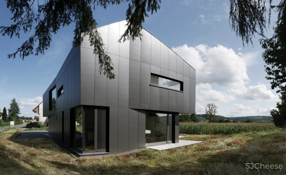 Benjamin Heller + Freier Architekt | 德国健康度假胜地“黑屋"