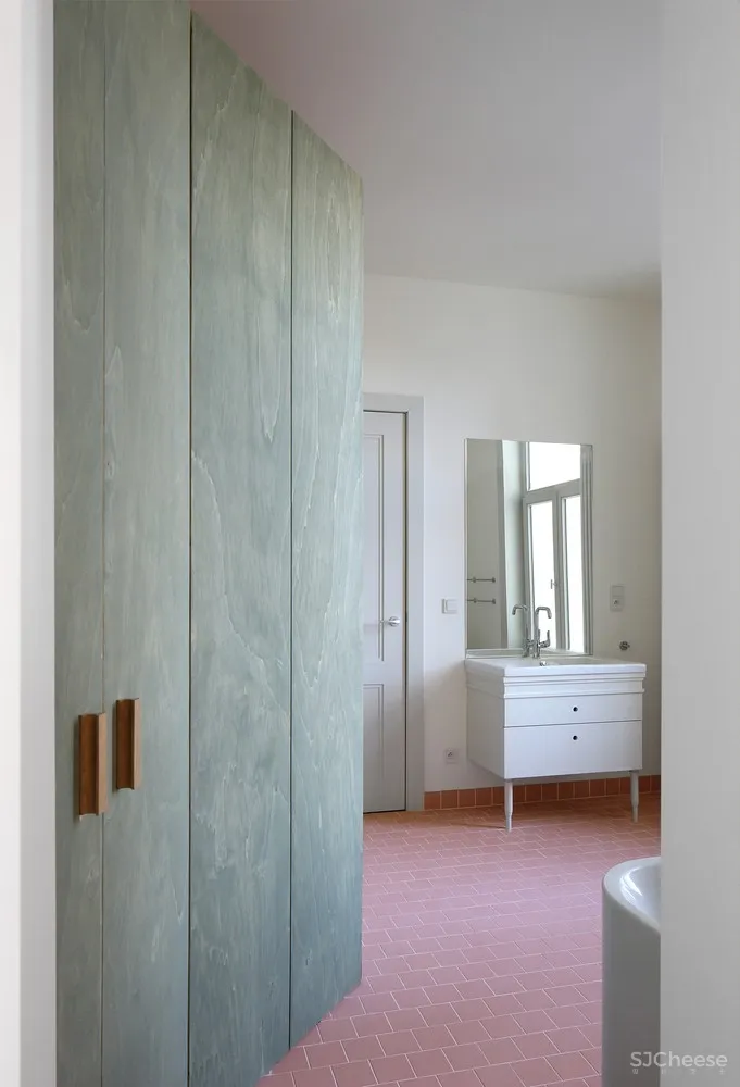 Bovenbouw + Barbara Van Der Wee Architects | 比利时折衷主义住宅翻新 首