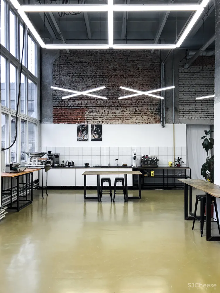 Kitchen Coffee Roasters ZROBYM architects