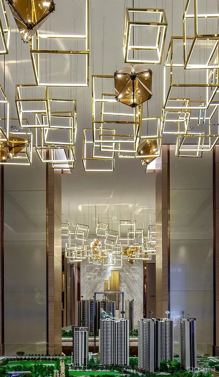 【觉度设计】1300平方米营销中心 | 冷抽象中的感性空间!