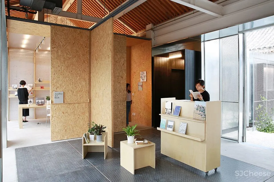 PAGEONE 胡同中的办公室 即作建筑