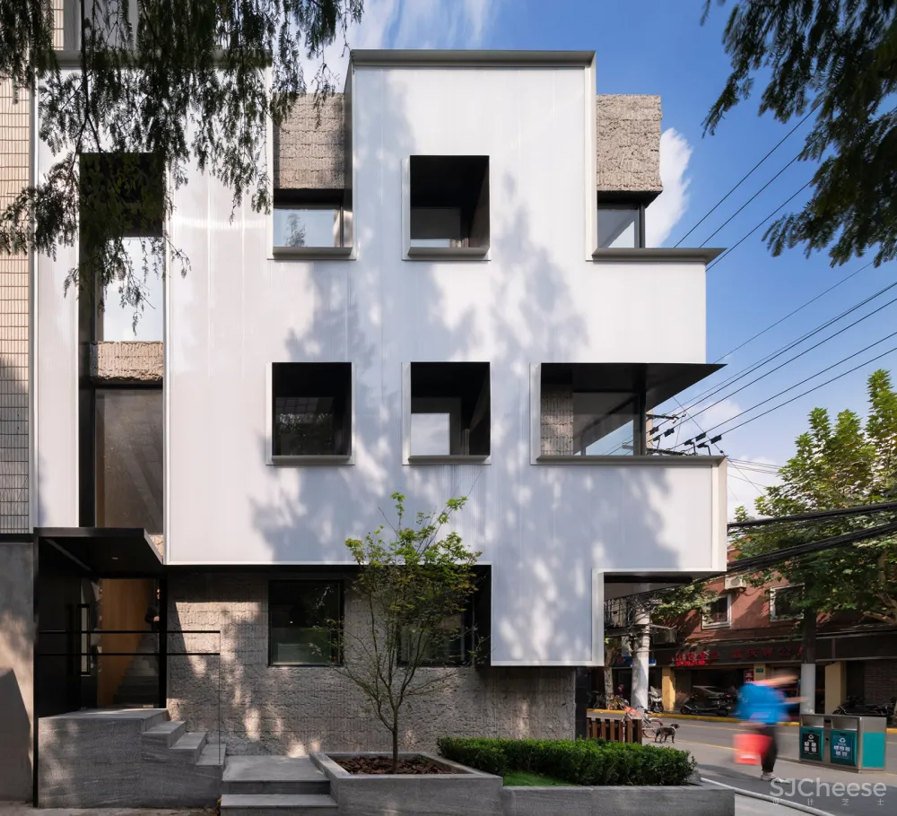 “The Arcade”办公空间,上海 / Atelier Zerebecky