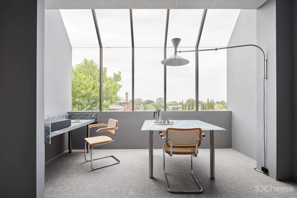 首发 | 不一样的灰色空间：Davidov Partners Architects工作室 首