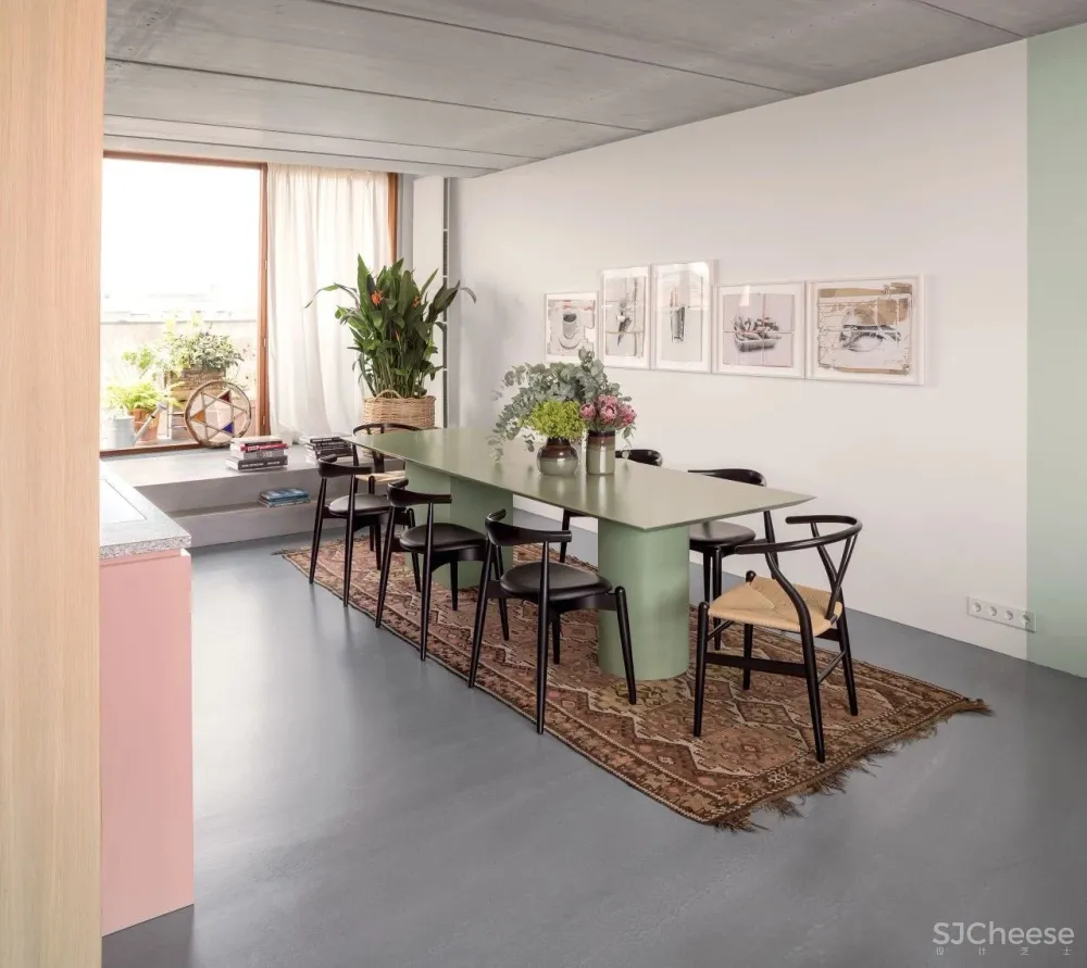 80㎡顶层LOFT，糖果色美出摩登气质