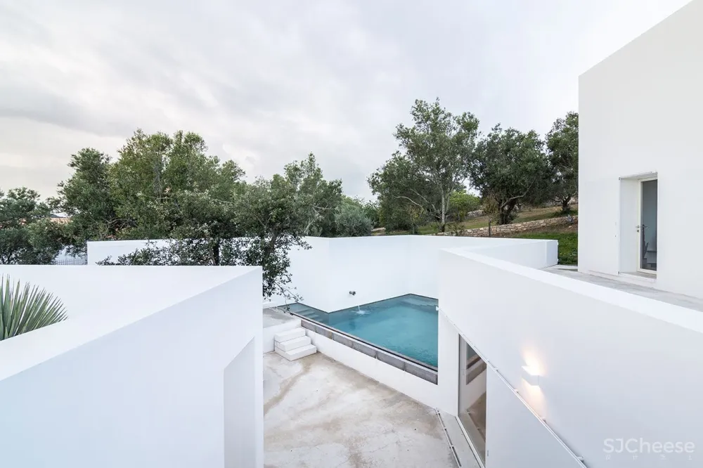 首发 | Casa Luum：葡萄牙乡村的极简主义