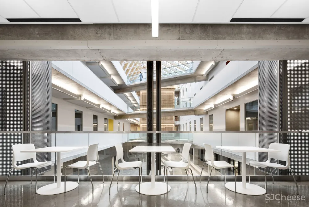 CSN总部办公楼扩建,加拿大 / BGLA + NEUF architect(e)s
