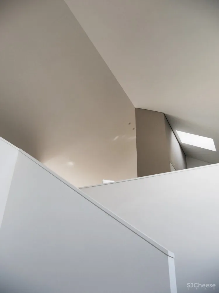 Benjamin Heller + Freier Architekt | 德国健康度假胜地“黑屋"