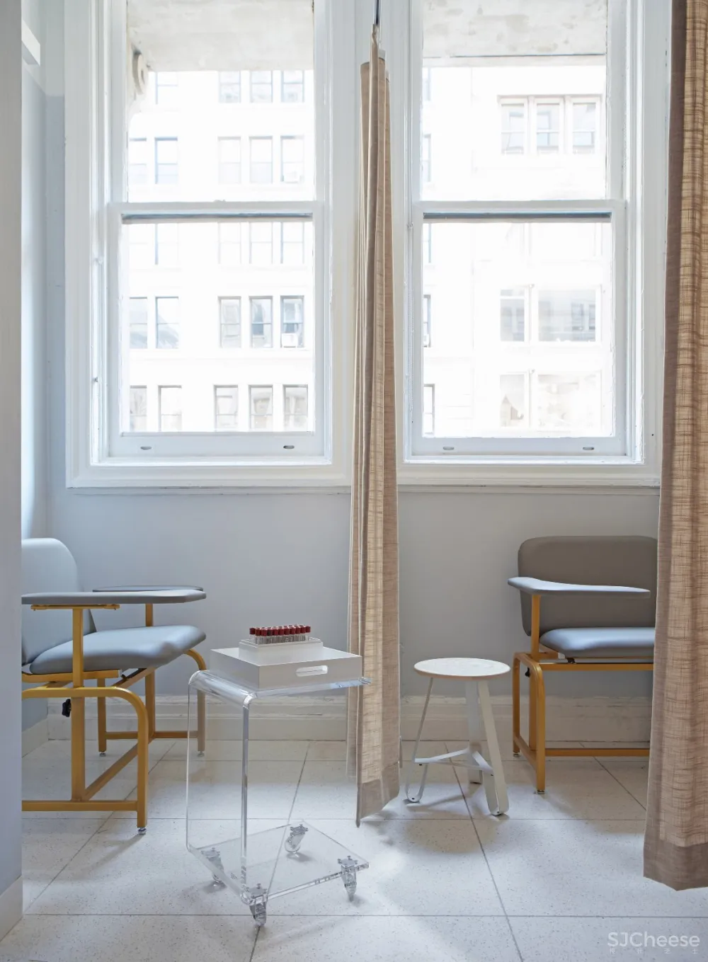 最新 | Alda Ly设计健康的质朴和家庭细节：纽约欧芹诊所 首