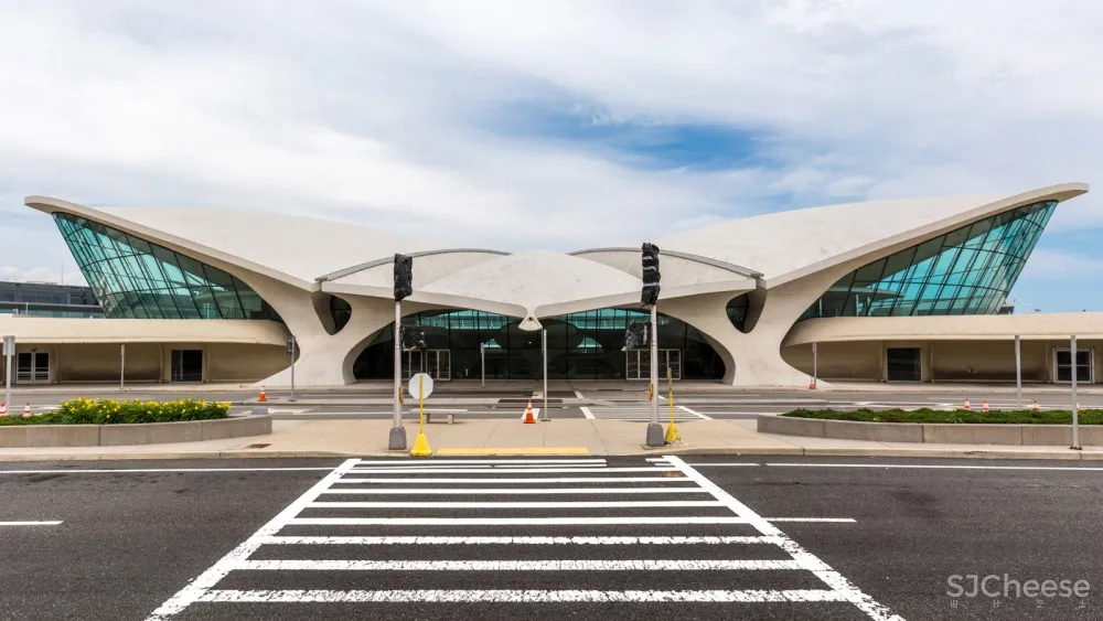 首发 | Eero Saarinen:JFK机场航站楼内的TWA酒店 首