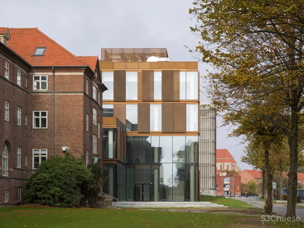 临床生物化学实验大楼 / Mikkelsen Architects