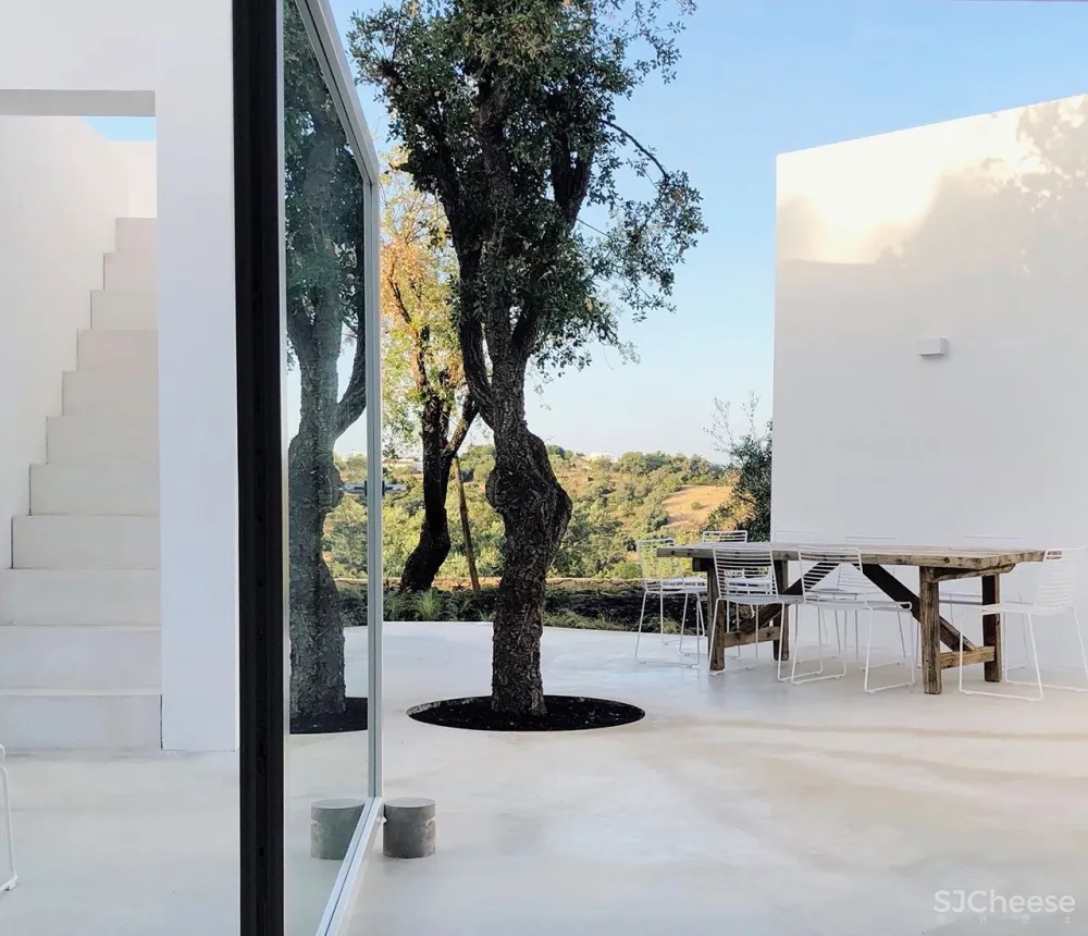 首发 | Casa Luum：葡萄牙乡村的极简主义