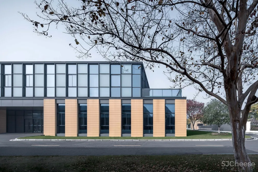 新苏集团研发中心，无锡 / 上海米丈建筑