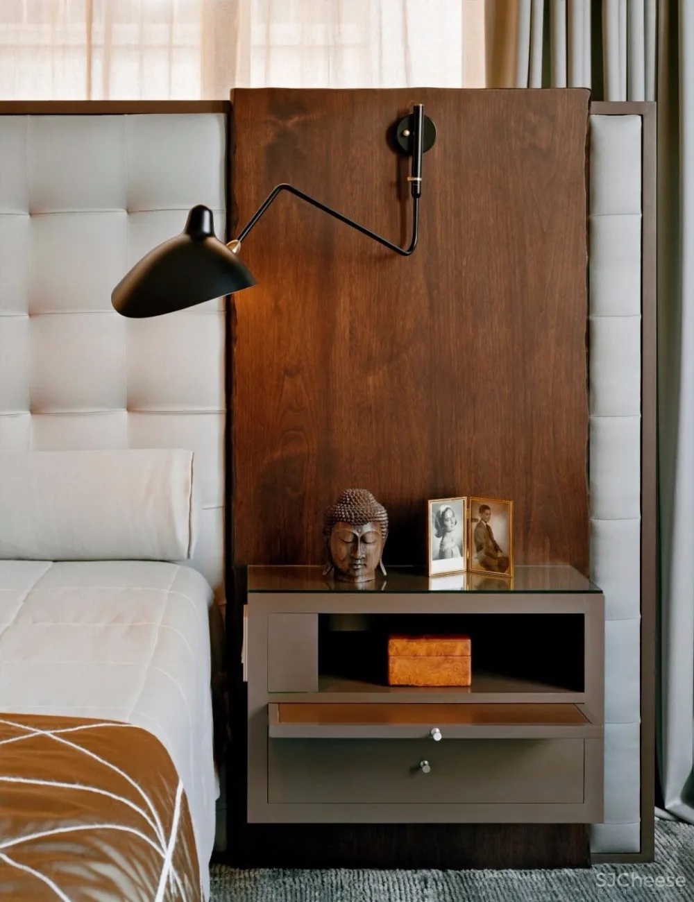 Fox Nahem | 经典现代的精致内饰