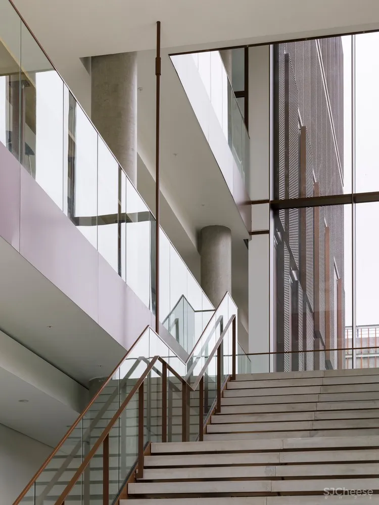 临床生物化学实验大楼 / Mikkelsen Architects