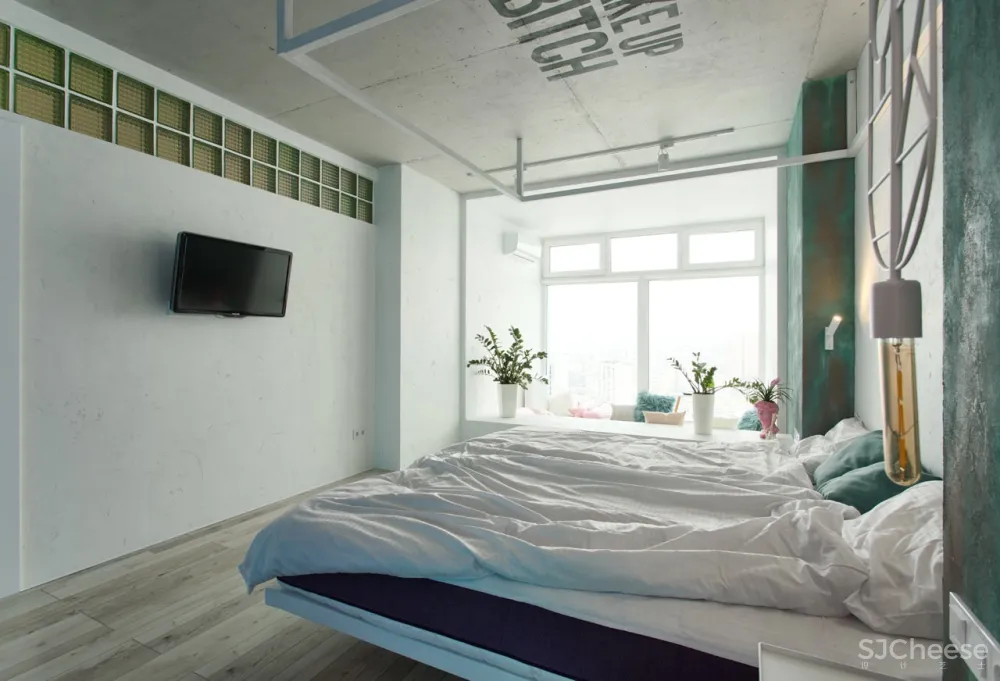 首发 | Lauri Brothers：为年轻女孩设计的基辅粉色霓虹灯公寓 首