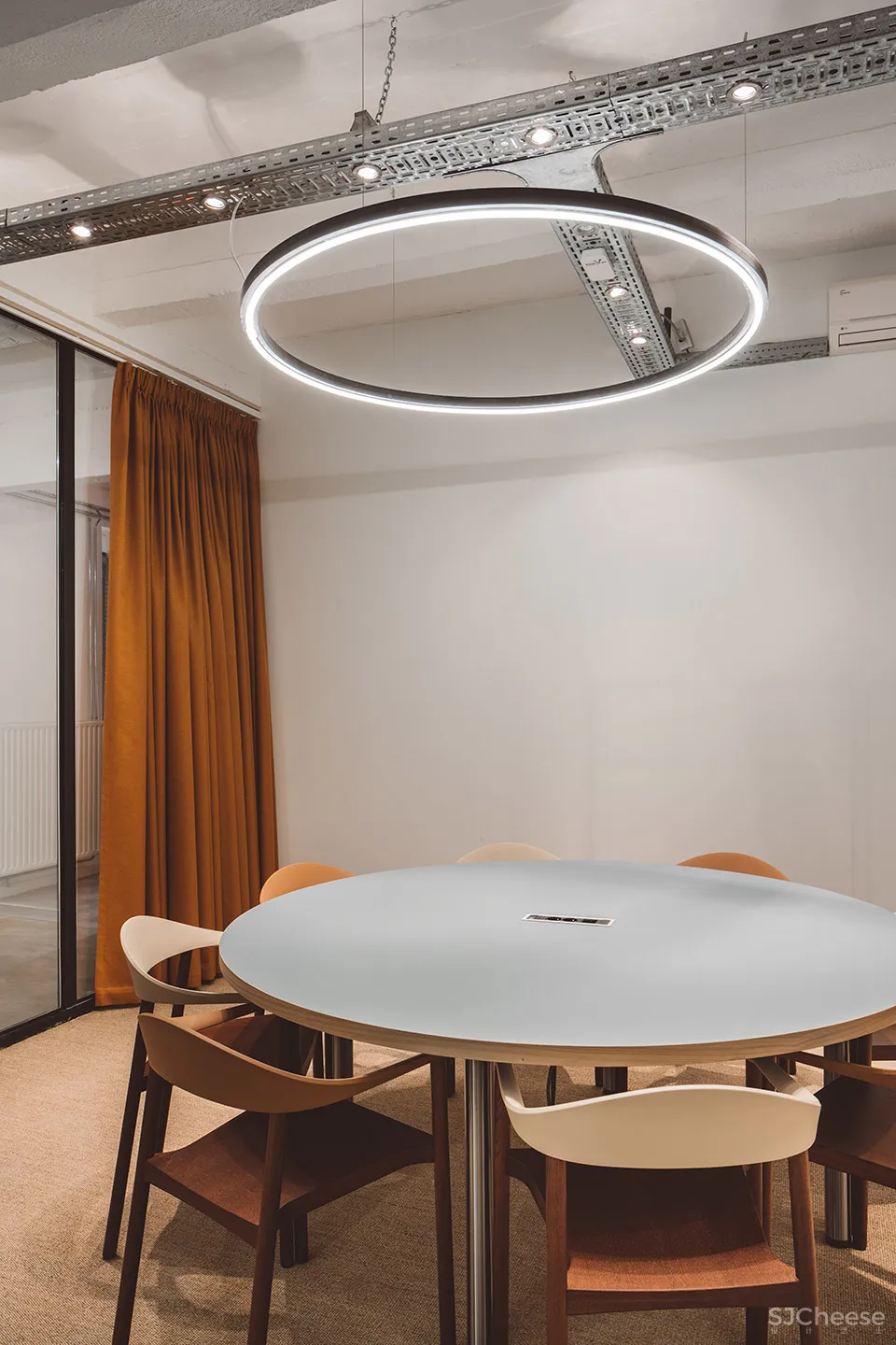 Boss数据高品质办公空间 | Philippe Corthout