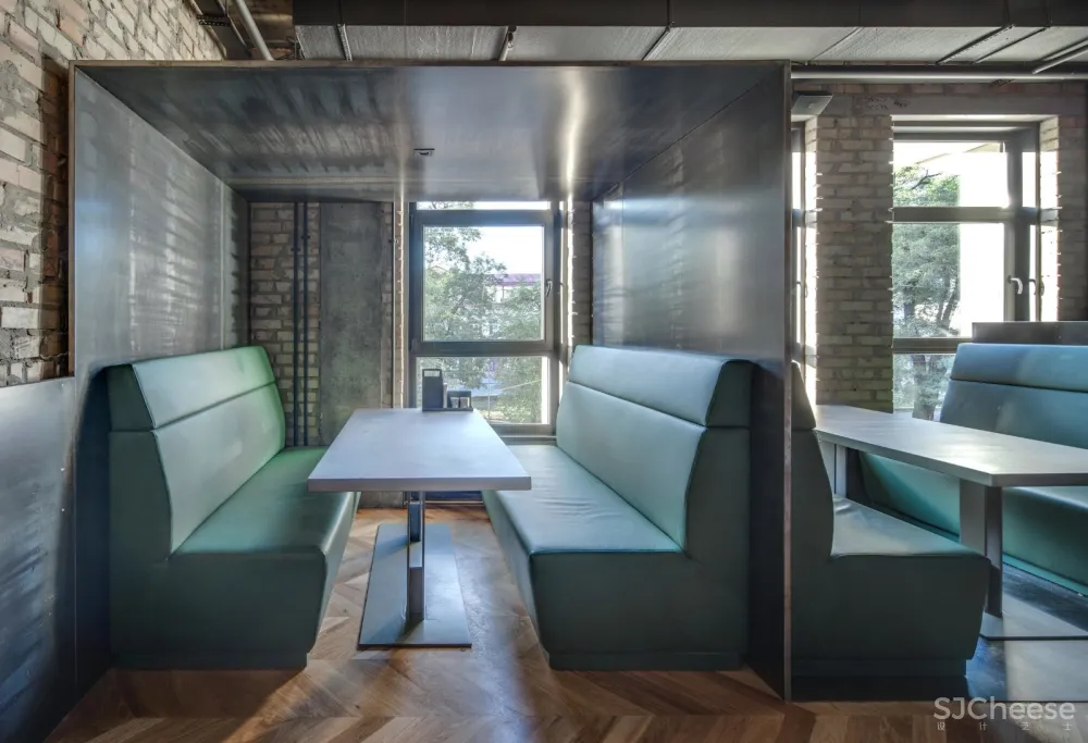 380㎡基辅的墨西哥汉堡店 | Slava Balbek 首