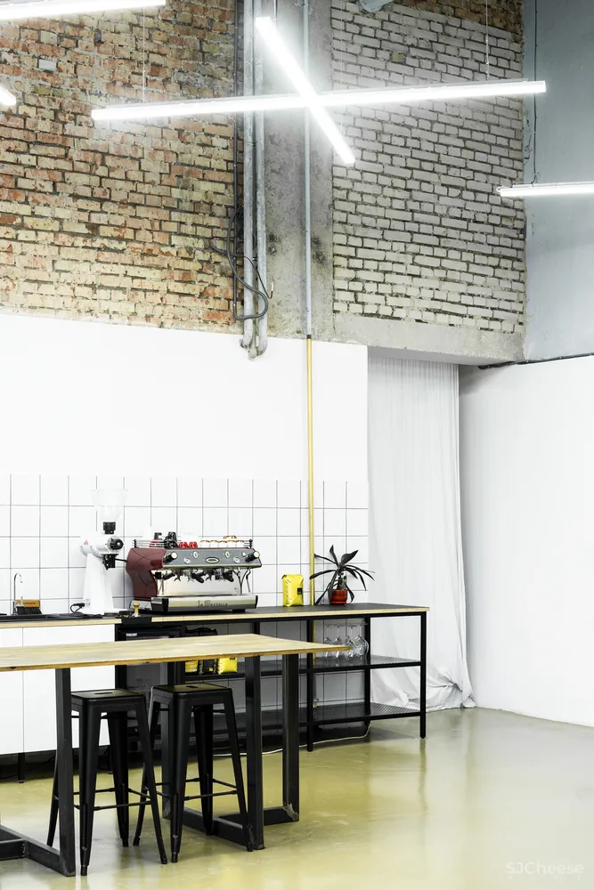 Kitchen Coffee Roasters ZROBYM architects