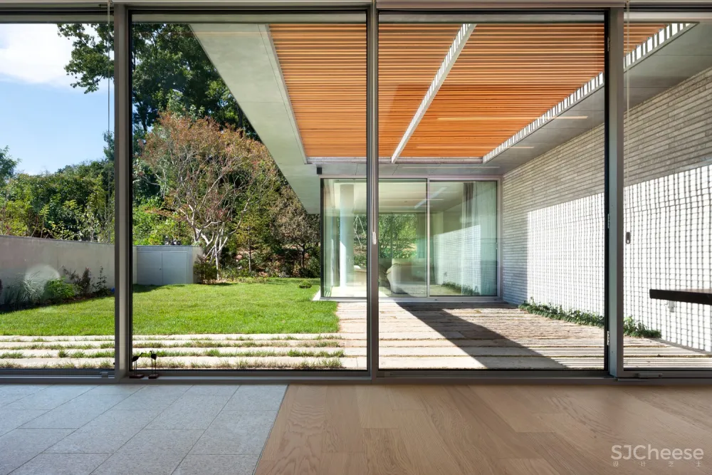 D•LIM architects | 既不花哨，也不简单：三花园住宅