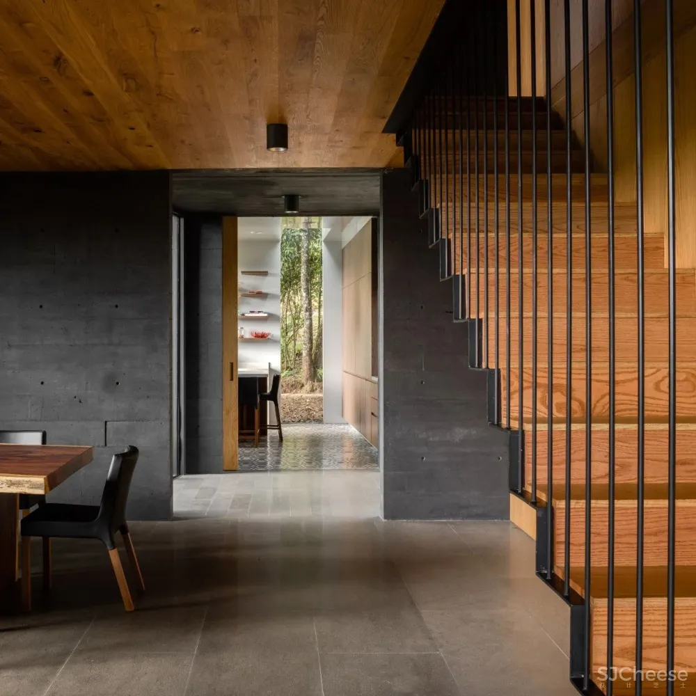 八个怪异户型,世上居然还有这种房子