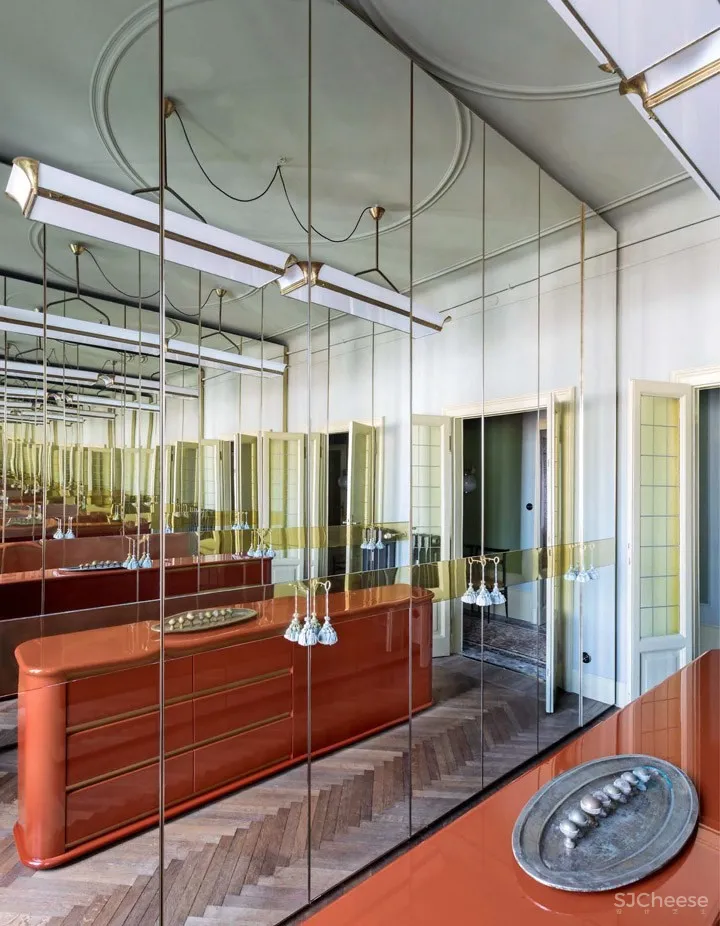 首发 | EMILIANO SALCI & BRITT MORAN：米兰20世纪30年代的公寓