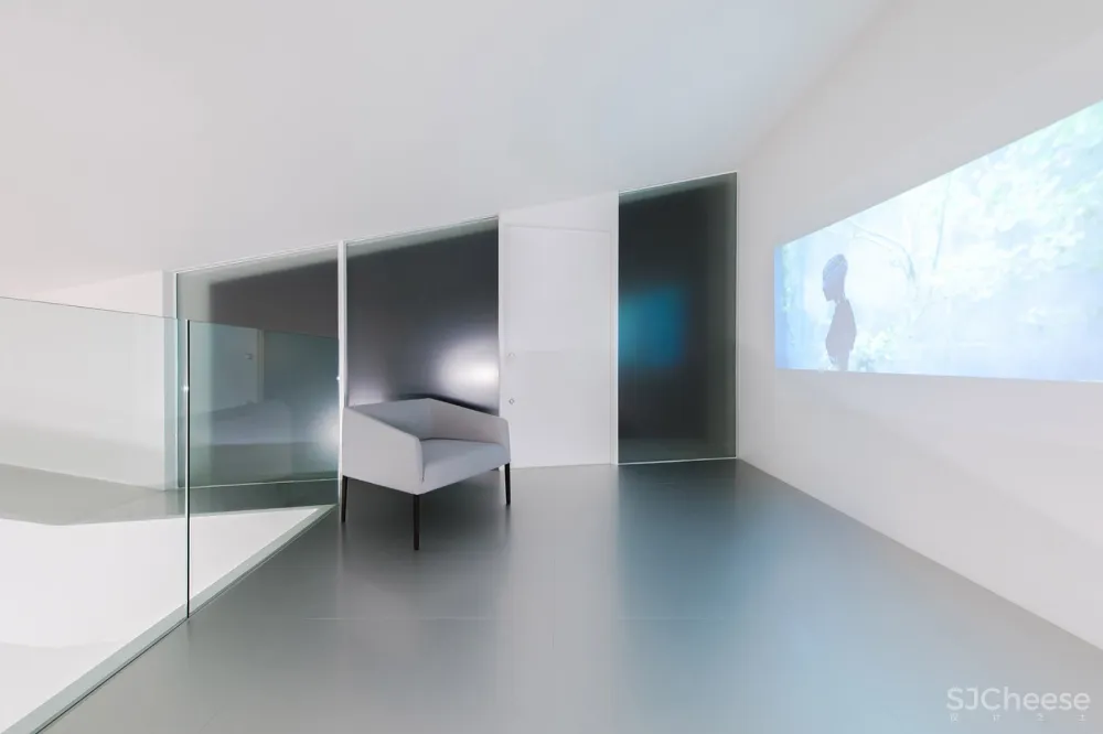 拓扑折叠住宅，日本 / Takashi Yamaguchi & associates 首