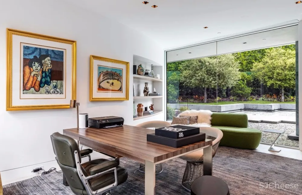 3.98 亿的超级山顶豪宅，无比奢侈的观景台