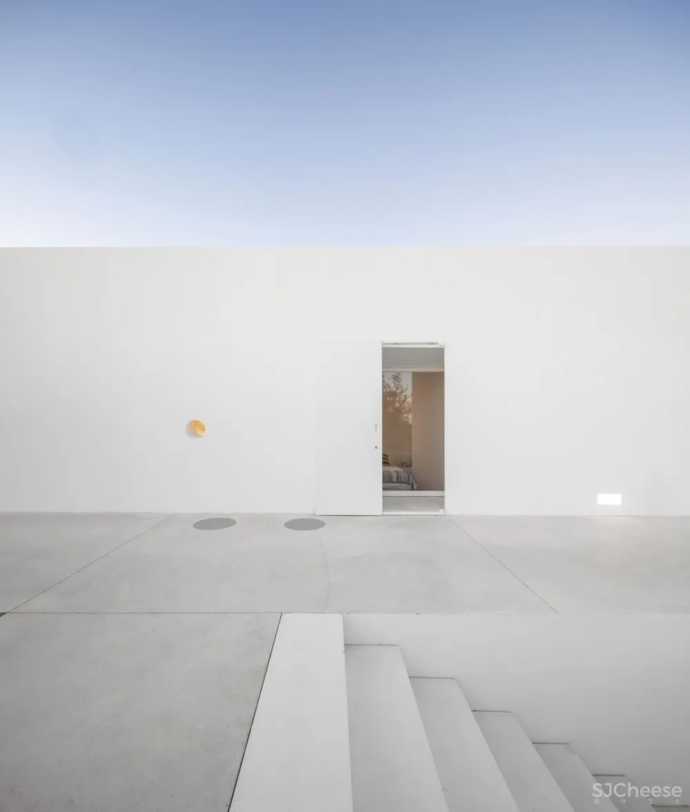 首发 | Casa Luum：葡萄牙乡村的极简主义