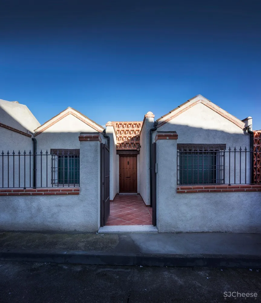 OOIIO Arquitectura | 西班牙传统小屋 Cottage in Las Herencias 首