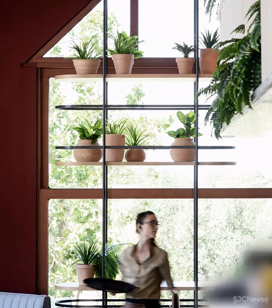 拼贴风格的室内空间，希腊Lofos酒吧 | Ark4lab 首