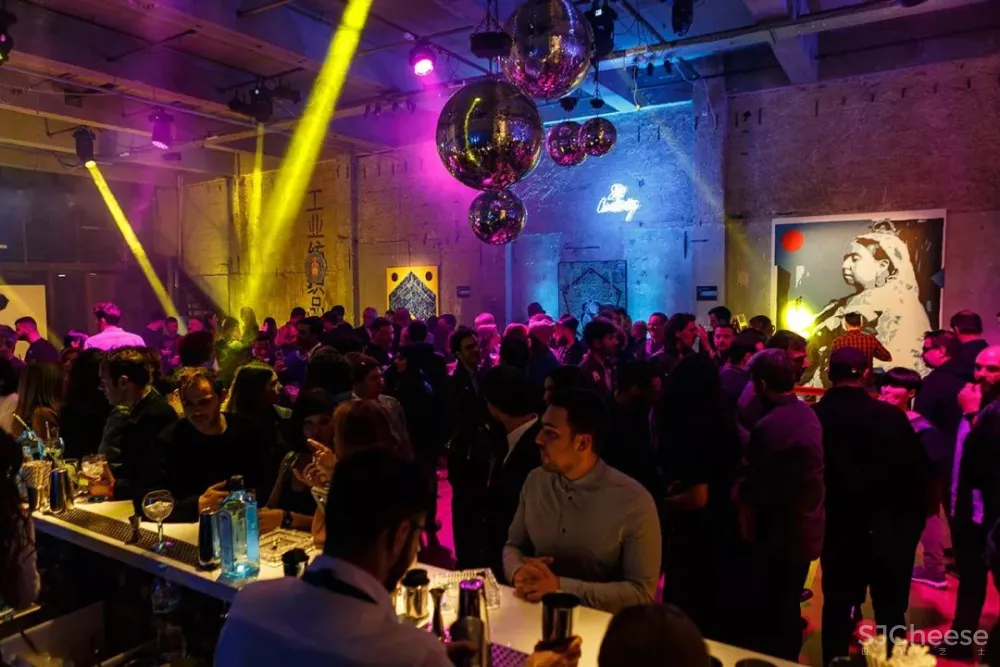 首发 孟买蓝宝石酒吧-工作室:激发艺术创造力的热情派对