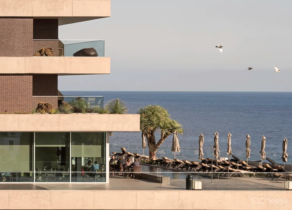 RH+ Arquitectos | 葡萄牙Savoy Saccharum酒店 首