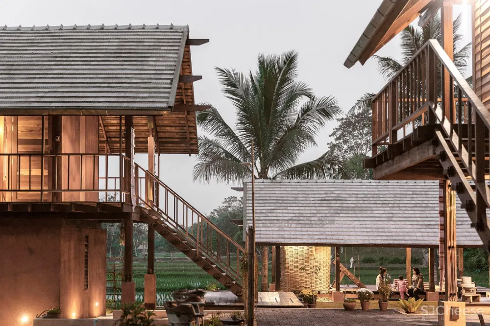 AHSA农场民宿，泰国 / Creative Crews Ltd.