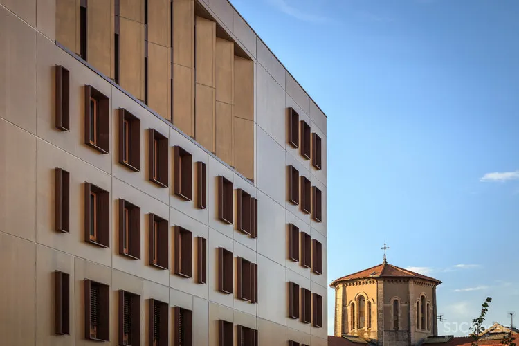 Regional Health and Social Training Institute Face À...