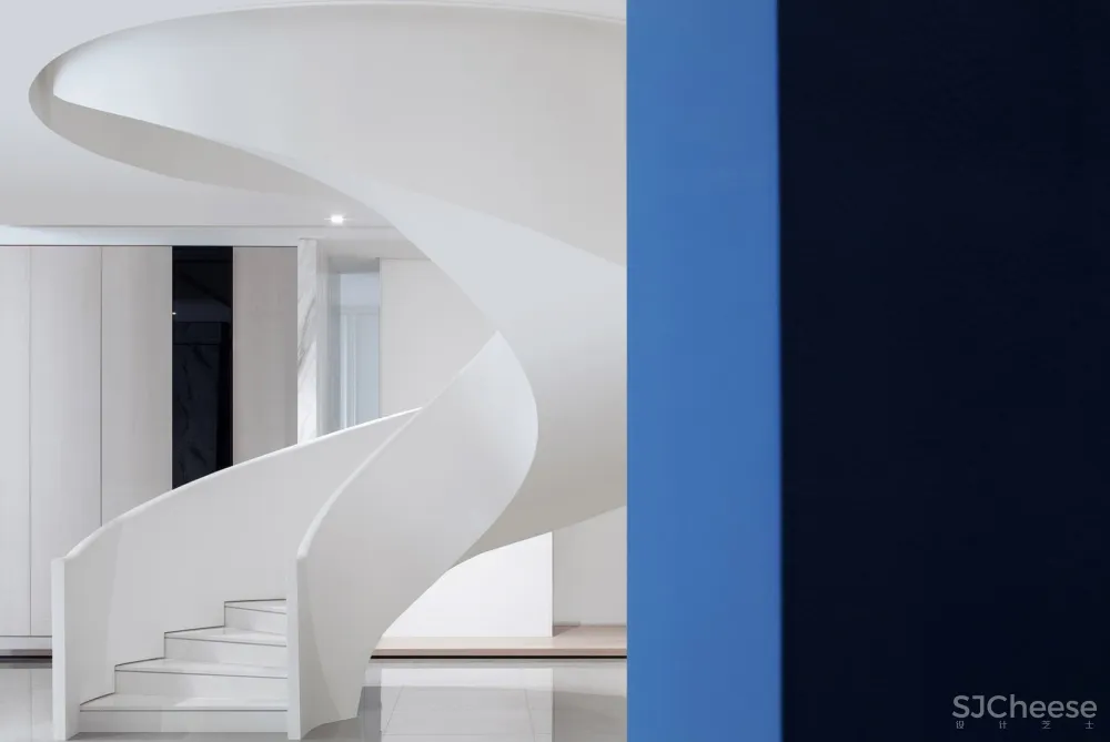 最新 | 尔我空间设计研究室:江苏 “本”- 梅亚奇展厅 首