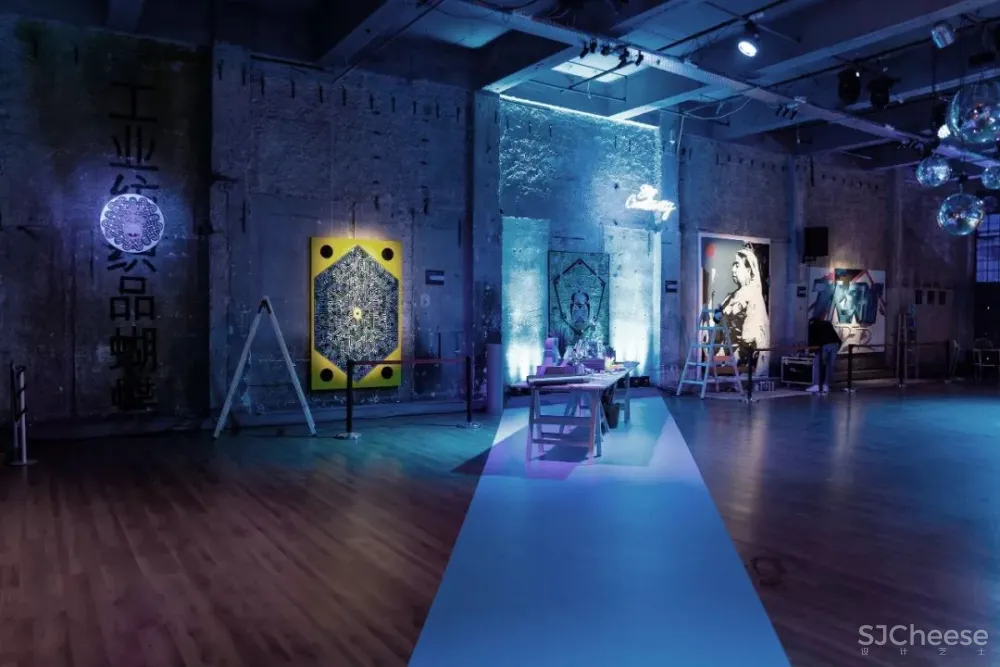 首发 孟买蓝宝石酒吧-工作室:激发艺术创造力的热情派对