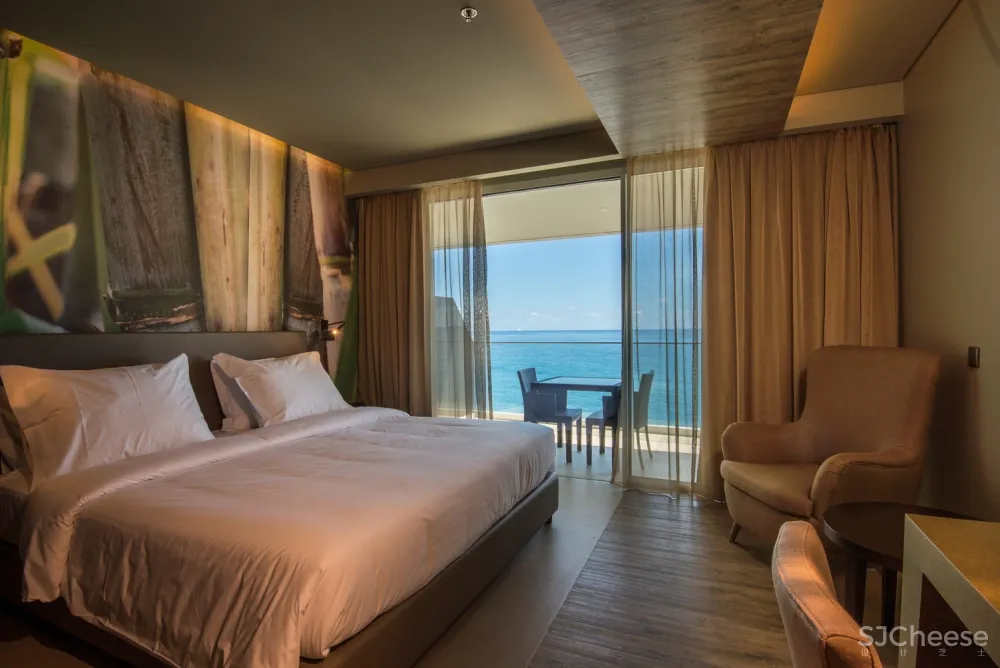 RH+ Arquitectos | 葡萄牙Savoy Saccharum酒店 首