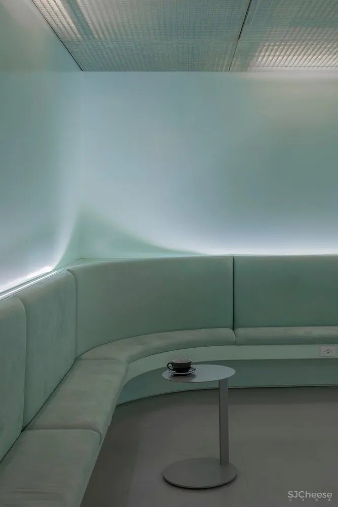 纽约布莱恩公园City of Saints咖啡馆 | Only If