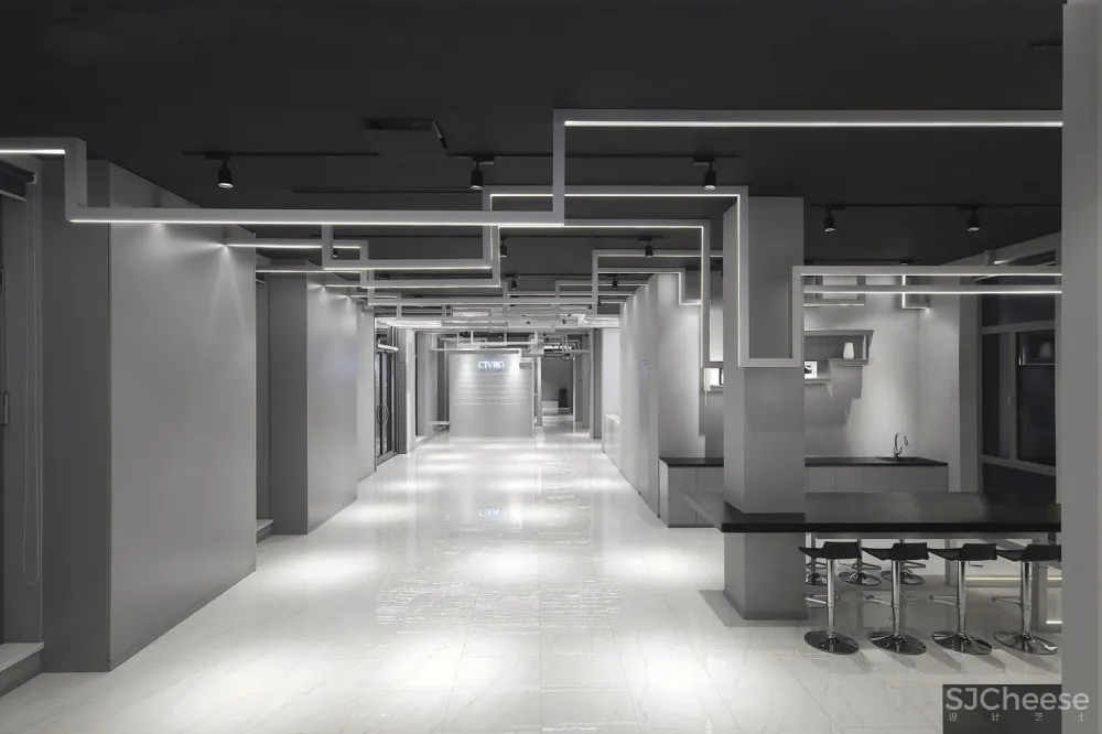 CIVRO希洛旗舰店,上海 / CROX闊合