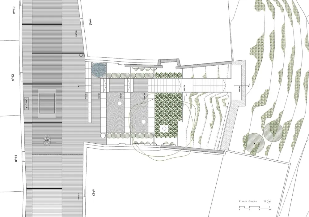 玛利亚与萨雷诺庭院 / WaterScales arquitectos