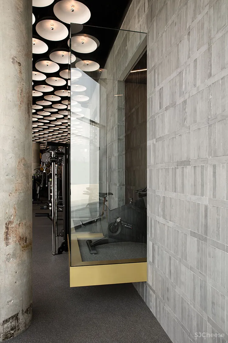 迪拜 WAREHOUSE GYM 健身房 VSHD design