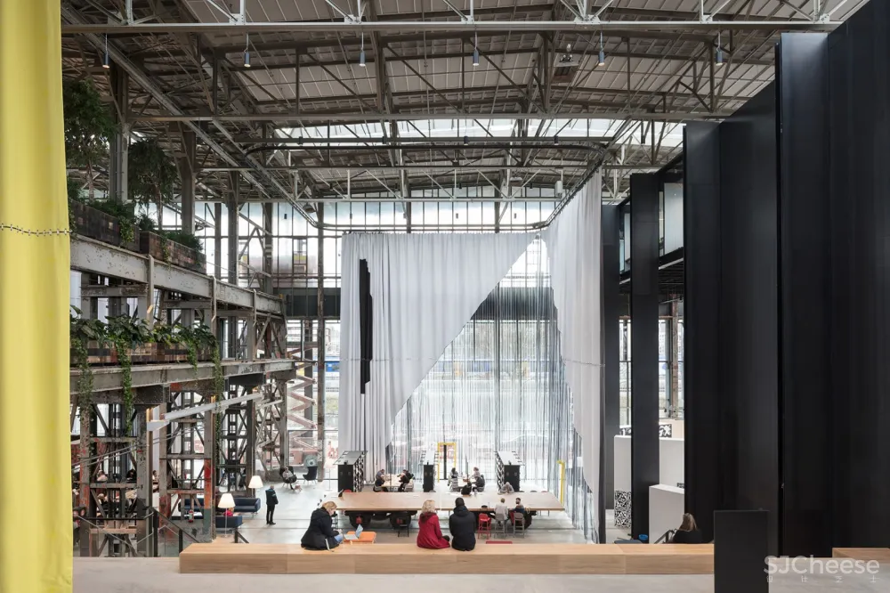 LocHal图书馆建筑设计，荷兰 / Civic Architects