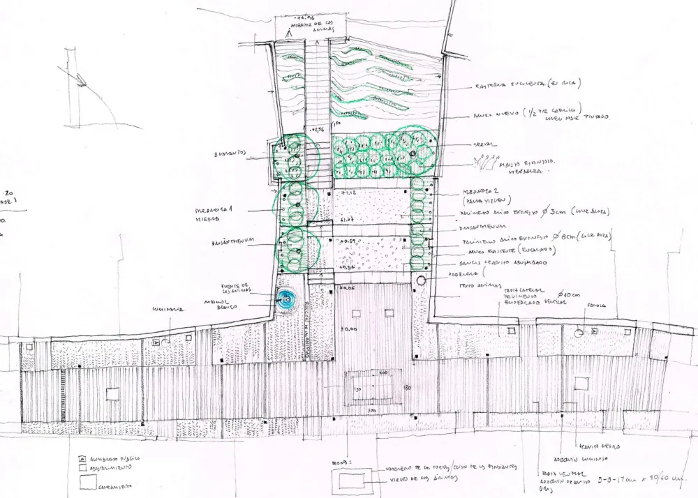 玛利亚与萨雷诺庭院 / WaterScales arquitectos