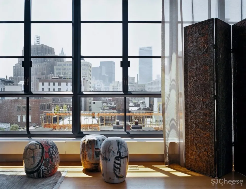 Fox Nahem | 经典现代的精致内饰