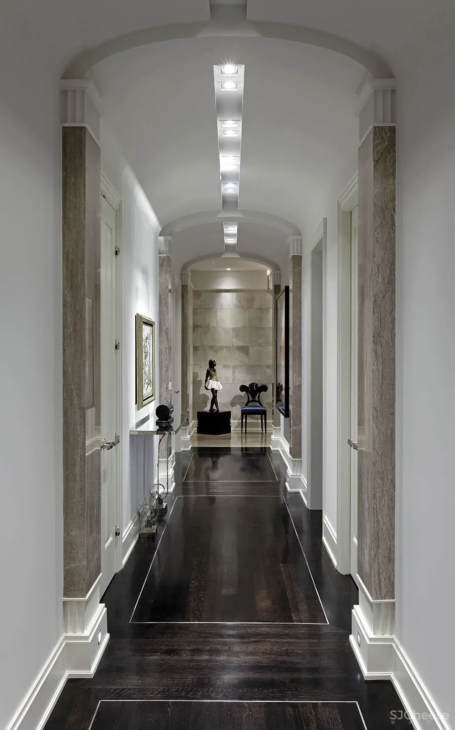 Douglas | 具有历史感和现代感的迷人空间 首