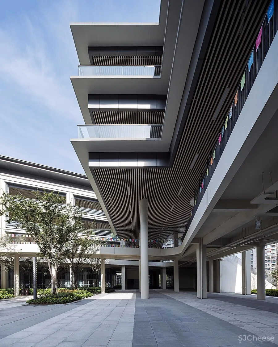 gad新作! 让孩子们在"天空之城"上快乐成长