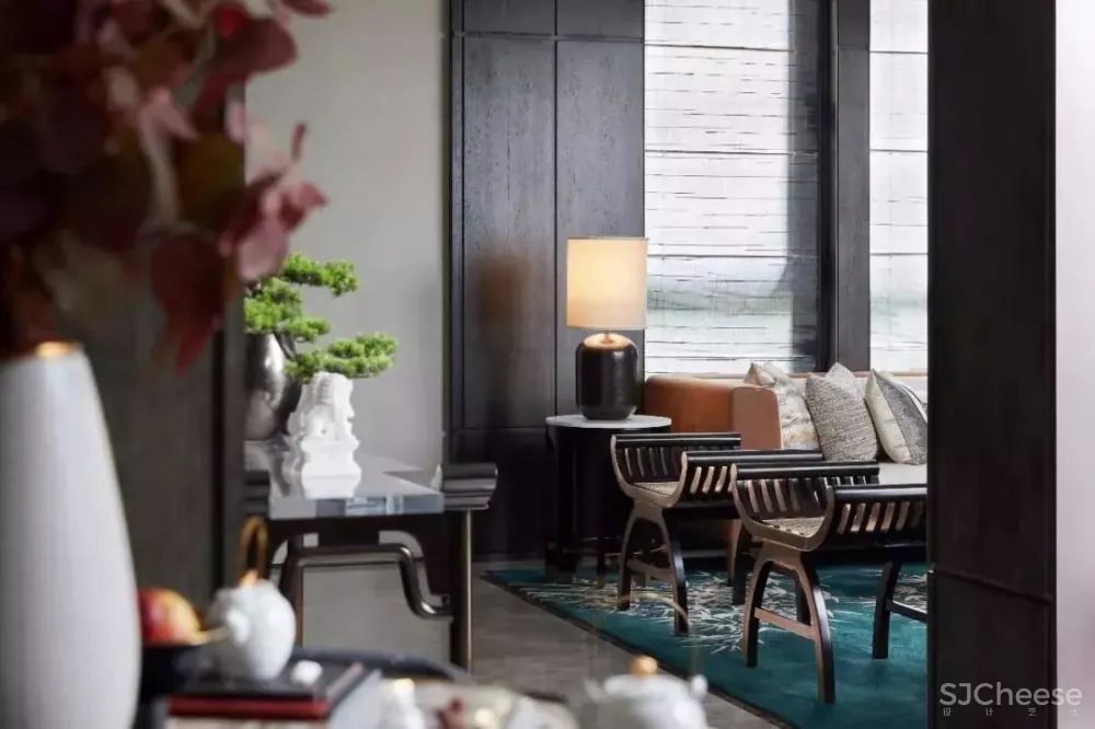 时代雕琢下的摩登理想国