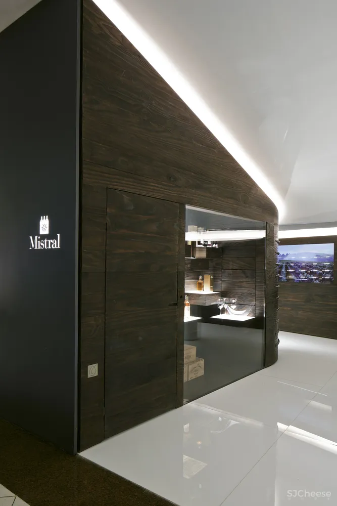 Mistral Iguatemi Wine Store Studio Arthur Casas