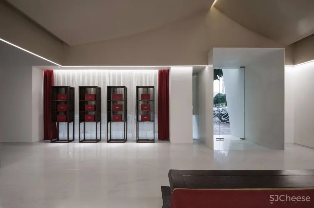 物上空间新作丨燕窝上“筑巢”