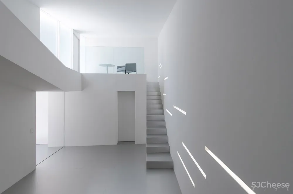 拓扑折叠住宅，日本 / Takashi Yamaguchi & associates 首